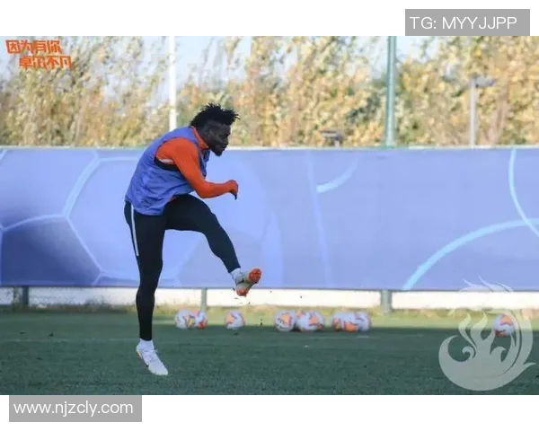 网球热点:解读南京网球队的边路渗透 网球热点:解读南京网球队的边路渗透