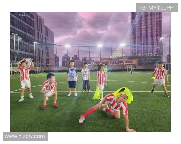 双子座足球明星的魅力与才华解析他们如何在绿茵场上闪耀光芒