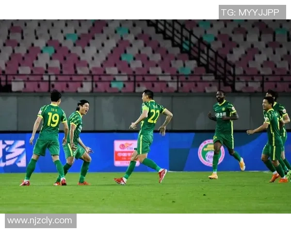 深入分析上海足球队中路突破战术的优势与实施策略